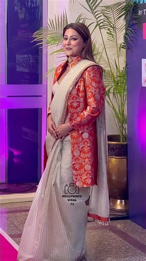 Looking Beautiful #hinakhan Spotted At Award Night Ceremony 😊 #ytshorts #trendingshorts #shorts