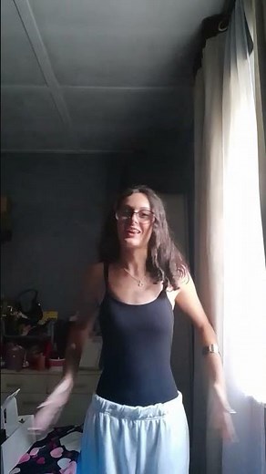 SpongeBob Square pants dance 🧽👩🔲👖 #fypシ゚viral #dance #trend #spongebob #fypシ #lipsyncs #funny #fypシ