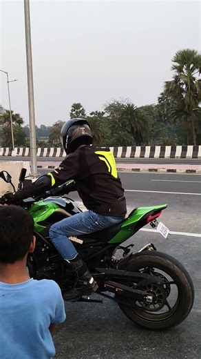 Kawasaki Ninja H2R Sound – Pure Monster Exhaust Noise! 🔥🖤#youtubeshorts #kawadyatra2025