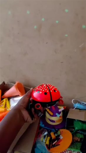 CHILDREN BOOKS/TOYS/PUZZLES/GAMES SHOP IN AKURE on Instagram: "4,000 This is an ANSMANN Starlight Ladybug LED night light and star projector. Key features include: It projects a starry night sky onto the walls and ceiling. The light offers multiple color options (e.g., green, blue, amber/orange) which can be selected via a touch sensor. It is designed as a sleep aid for children to help remove the fear of the dark. The device automatically switches off after 45 minutes to save energy. It is batt