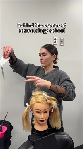 Mastering Dimensional Foil Techniques in Cosmetology