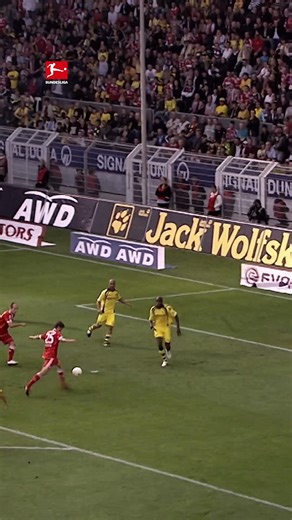 Looking back to Müller's first and last Bundesliga goals with FC Bayern München 🥰 | Bundesliga