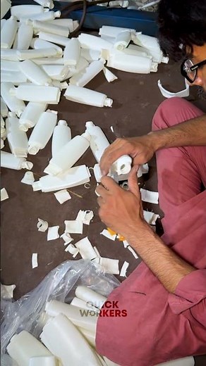 How Shampoo Bottles Are Made Using Air Molding!