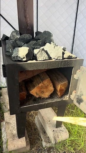 How to light a wood fire sauna stove in 60 seconds #sauna #saunatent