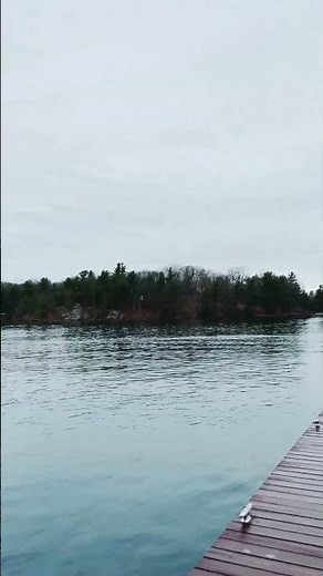 Exploring the Beautiful 1000 Islands in Kingston Ontario, Canada