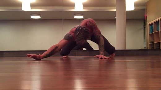 28K views · 237 reactions | Check out our new Crocodile Crawl tutorial! After the Crawl Challenge Mike posted last week, we got a lot of questions about how to perform this version of a Crocodile Crawl. These step-by-step instructions will show you how. Try this incredibly challenging and effective #exercise in your #workout today! #movement #flow #fitness | Animal Flow | Facebook