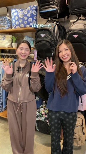ROXY BACKPACK 直営店限定モデル🌼 📍QUIKSILVER お台場 STAFF:SUMIREちゃん&RIRIちゃん #roxy #roxygirl #roxygirls #fyp #商品紹介