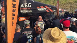 9.9K views · 225 reactions | Darren Morgan doesn't like crowds around his Top Fuel dragster pit area. | Drag News Magazine | Facebook