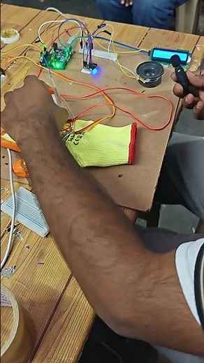 Smart Gesture Glove with Auto Calibration | Flex Sensor Voice Assistant using Arduino”