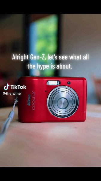 Testing a vintage 8MP Nikon Coolpix L18. #retro #camera #vintagecamera #pointandshoot #nikon #photography #photographyeveryday #tiktokphotography #artistsoftiktok #photography101 #phototips