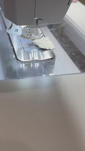 🌈 Elevate your dining space with a stunning table runner! Step 15. Sewing LG Pieces ✨ This step-by-step tutorial guides you through creating an exquisite piece that adds elegance to any occasion. Want to craft one yourself? Stay tuned for our upcoming in-depth tutorial! JOIN our PREMIUM CLUB 🧵 ✨ Explore more at: Square in a Square Teaching Website http://www.squareinasquare.net Shop at Square in a Square http://www.squareinasquare.com Ask a Question https://www.squareinasquare.com/pages/contac