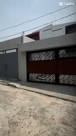 Portones y Puertas Modernas con Celosía Metálica