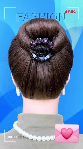 Tutorial sanggul simpel dan cantik #tutor #sanggul #simpel #cantik #elegant #keren #amazing #hairstyle #trendingreel #reelsfb #jangkauanluas #fyp #viral #followers @sorotan | Nurlijapasaribu