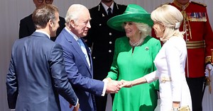 Visite d’État au Royaume-Uni : Emmanuel Macron accueilli en grande pompe par la famille royale