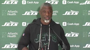 Aaron Glenn on people saying Justin Fields' stats are inflated for Jets