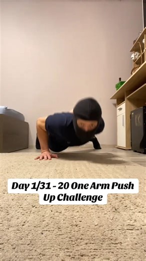Day 1/31 - 20 One Arm Push Up Challenge 💪🏻🔥 #shorts #onearmpushups #fitness