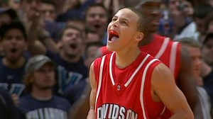 Curry lights up MSG for Davidson at 2008 Jimmy V Classic