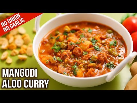 How To Make Moong Dal Badi Ki Sabji | MOTHER'S RECIPE | Moong Dal Badi Recipe | Mangodi Curry