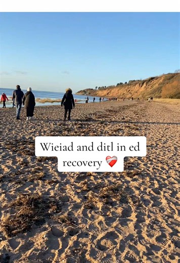 The beach was BEAUTIFUL and I’m also trying to set up my new phone #fyp #foryou #wieiad #ditl #recoveryispossible