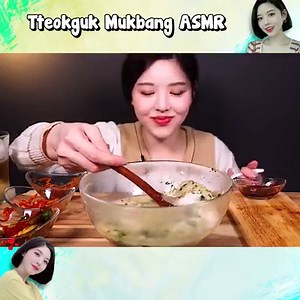33K views · 1.6K reactions | Hello everyone ! This is Boki 殺 It's the 2020 New Year !!! In Korea, we enjoy eating tteokguk which is rice cake soup in the New Year 珞 So, I brought tteokguk with delicious Kimchi and brought some cute dumplings, too ! Dumplings are made of potato on the outside, so the chewy was delicious  #ASMR #MUKBANG #eatingshow #eatingsounds | Yummy Boki | Facebook