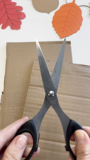 471K views · 2.3K reactions | Beans + paint = autumn magic!  Your...