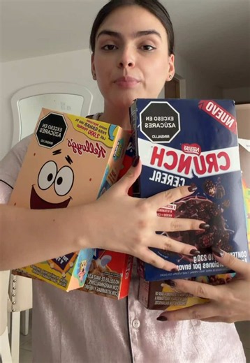 Probando cereales nuevos con proteína y yogurt griego