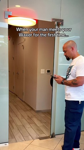 When two worlds collide…! #EUROPEANWAXCENTER #EWC #FYP #FORYOU #TRENDING #VIRAL #HAIRREMOVAL #WAXSERVICES #WAXINGTOK #VIRALVIDEO