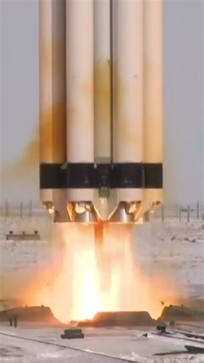 🚀 A Proton-M rocket (No. 93568) lifted off from Pad 81 at the Baikonur Cosmodrome on February 12, 2026, at 08:52 UTC, carrying the DM-03 upper stage and the Electro-L No. 5 meteorological satellite into orbit. #ProtonM #Baikonur #Roscosmos #RocketLaunch #ElectroL5 #WeatherSatellite #SpaceLaunch #OrbitalMission #Spaceflight #LaunchUpdate | ISRO Spaceflight Now