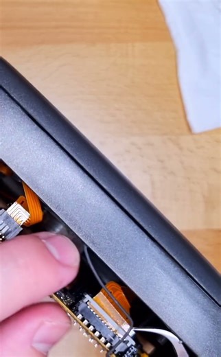 Sony D 32 Discman disassembly and cleaning