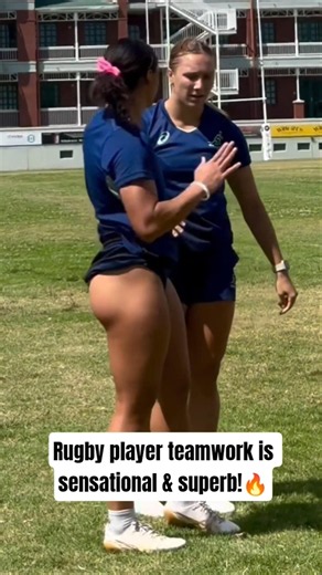 Rugby player teamwork is sensational & superb!🔥