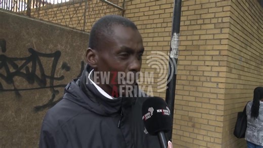 [WATCH] A frustrated parent says he stays in Thembisa but the Gauteng Department of Basic Education has placed his child in a school in Daveyton. Lumka Bekindawo has more. | Newzroom Afrika