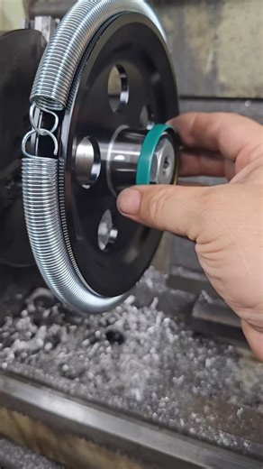 Aj Sims on Instagram: "Cutting to fit the seal better!#volkswagen #vw #vwbug #fitechefi #vwghia #vwbus #fitech #aircooled #empi #vwthing"