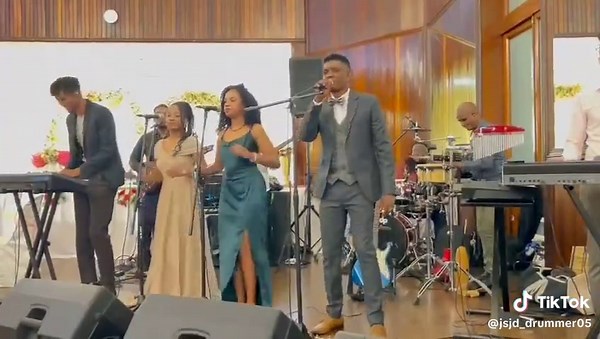 Celebrating Love: Jenny & Akash's Wedding Highlights