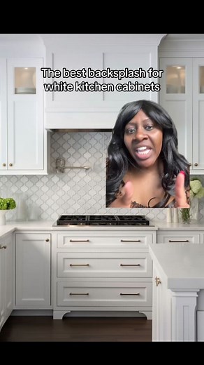 If you’re looking for the best backsplash options for your white kitchen cabinets, this video is for you! #kitchen #kitchendesign #kitchenremodel #kitchendecor #kitchenrenovation #backsplash
