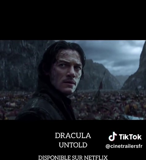 🦇🩸 DRACULA UNTOLD 🩸🦇 Disponible sur 📺 : Netflix Genre 🎭 : Fantastique, Action, Épouvante Réalisateur 🎬 : Gary Shore Scénaristes 🖋️ : Matt Sazama, Burk Sharpless Avec 🌟 : Luke Evans, Sarah Gadon, Dominic Cooper, Charles Dance, Art Parkinson, Diarmaid Murtagh Synopsis 📖 : Pour protéger son royaume et sa famille contre l'invasion ottomane, le prince Vlad Tepes conclut un pacte avec une entité obscure qui le transforme en vampire. Il devient alors Dracula, une créature aussi puissante que 