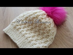 Caciula tricotata cu model "Celule"