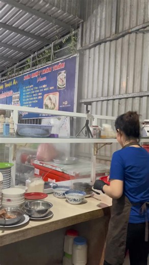 Chả tôm nay ngon xuất sắc luôn cả nhà oi! | Trân Trần