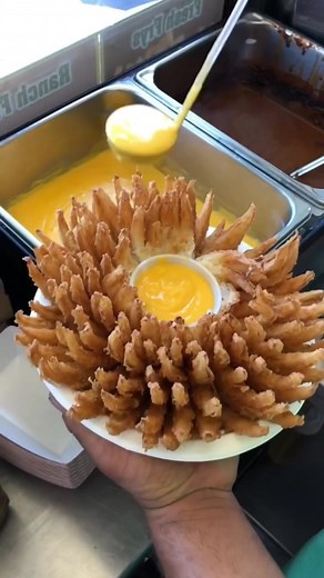 Delicious Blooming Onion Recipe for Your Next Fair Visit