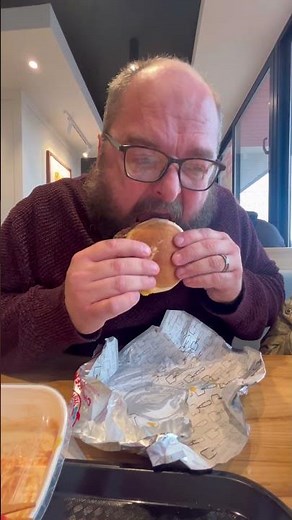 Wendy’s Grilled Cheese Cheeseburger Taste Test — Worth the Hype? #shorts