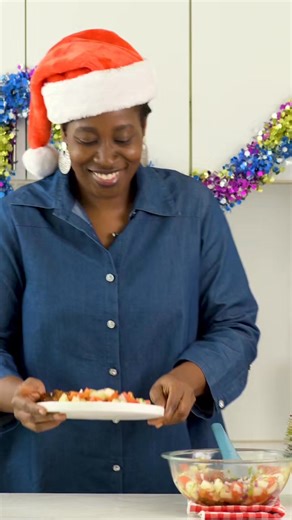 Make this refreshing salad this Christmas - Kachumbari . . . . . . . . . . . #kachumbari #freshsalad #healthyrecipes #easyrecipes #homecooking #africancuisine #celebrationfood #foodinspo #cheflolaskitchen | Chef Lola's Kitchen