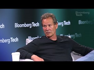 Verizon CEO Sees AI Coming for Customer Service Jobs