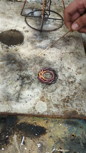 1/4 size copper tensor ring pendant ✊🏽🌀🌿 #handmade #essentialenergy #tensorring #brazing #shorts