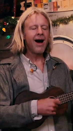 What’s your fav track from the Christmas Extravaganza Livestream? Grab your ticket to watch it now!