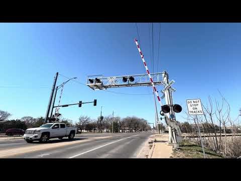 13th st & Zoo BLVD Railroad crossing Wichita Ks