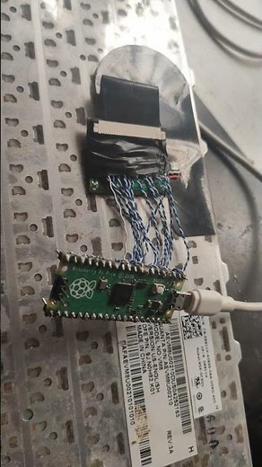 #raspberrypi pico #keyboard\nLaptop keyboard with raspberry pi pico
