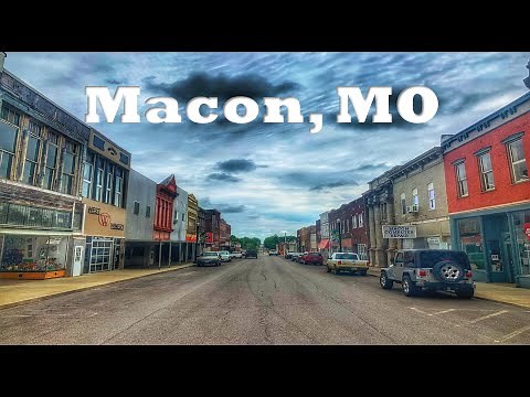Macon, MO: A 4K City Walking Tour