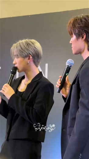 [ENG TRANSLATION] 💬 “Nut, you work out often. Does getting punched by you hurt?”NUTHONG AT LADPRAO#InfinityMedicalClinicxNutHong#nnutdan #hongshihoshi #nuthong #นัทฮง🥜 “Uh... I’ve been seeing that (on my timeline) a lot lately. What does it mean exactly?”🍦 “You don’t know what it means?”🥜 “I mean, I kind of get the context. But as for “does getting punched by me hurt?’🥜 I’m not really the fighting type. Though you can come try (fighting with me)... just kidding.”This sentence uses a Thai fa