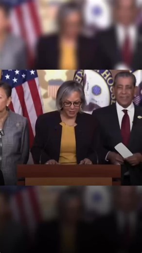 Congressional News on Instagram: "🚨TRENDING: REP. KELLY FILES ARTICLES OF IMPEACHMENT AGAINST DHS SECRETARY KRISTI NOEM Earlier this week, Representative Robin Kelly announced that she had formally filed articles of impeachment against Homeland Security Secretary Kristi Noem, accusing her of obstruction of Congress, violation of public trust, and self-dealing. That said, the move marks a significant escalation in ongoing disputes between House Democrats and the Trump administration over DHS act