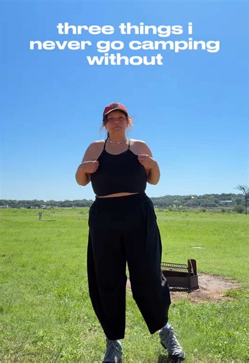 Stylish Plus Size Hiking Outfit Ideas