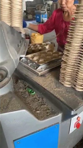 Egg Tray Edge Trimming Process | Paper Pulp Molding Deflashing Machine Working